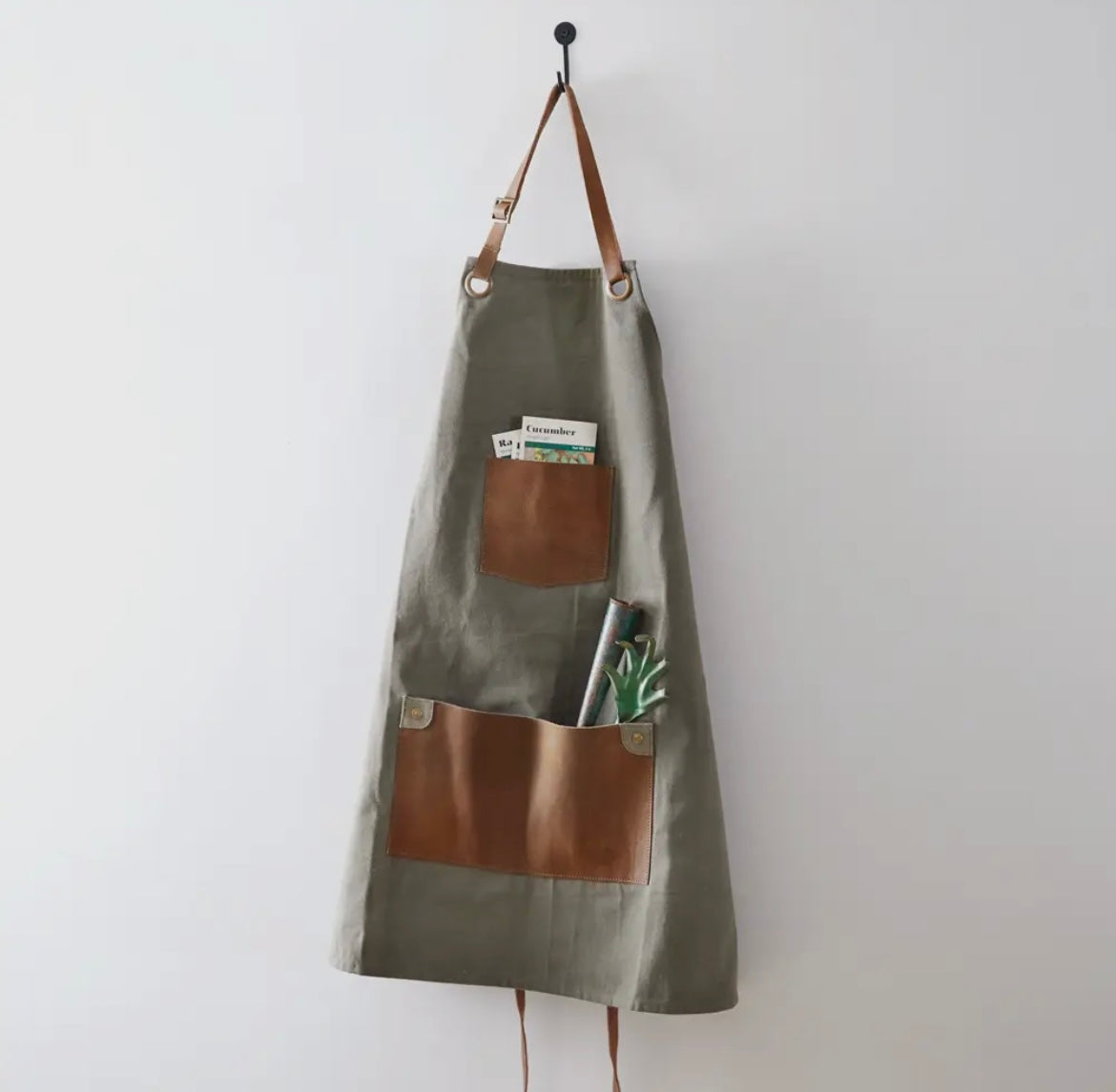 Canvas Utility Apron in Dark Gray